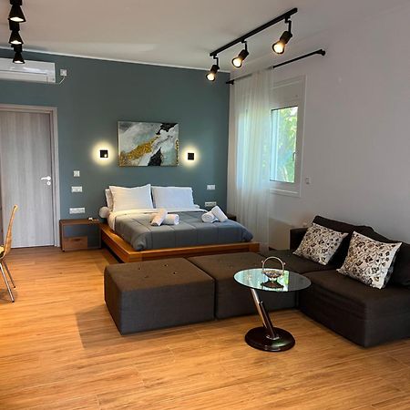 Diamante Beachfront Suites غزيلوكاسترون المظهر الخارجي الصورة