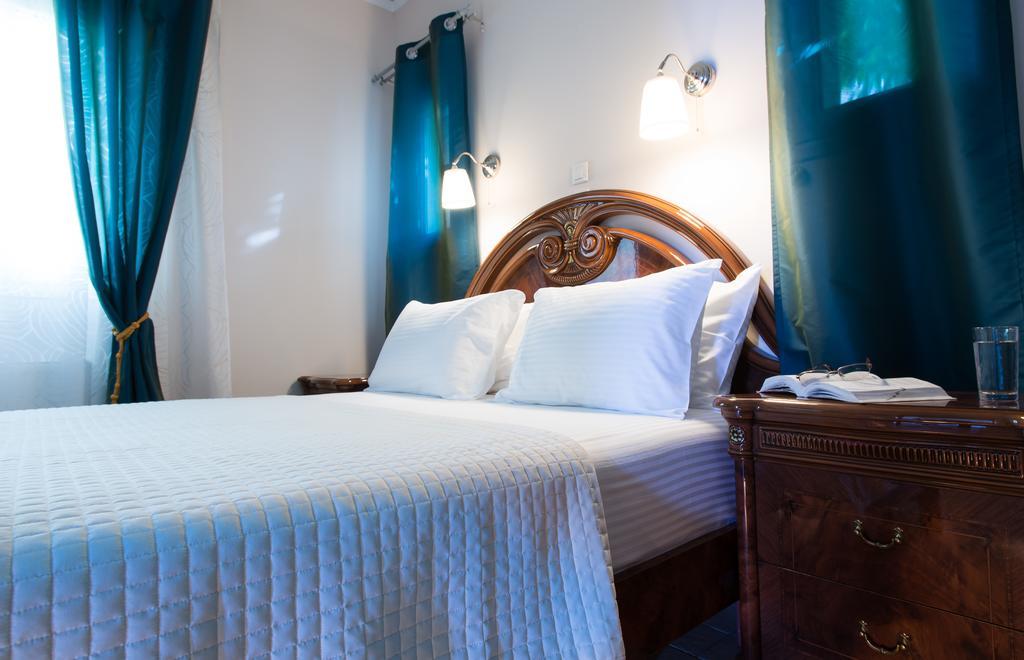 Diamante Beachfront Suites غزيلوكاسترون المظهر الخارجي الصورة
