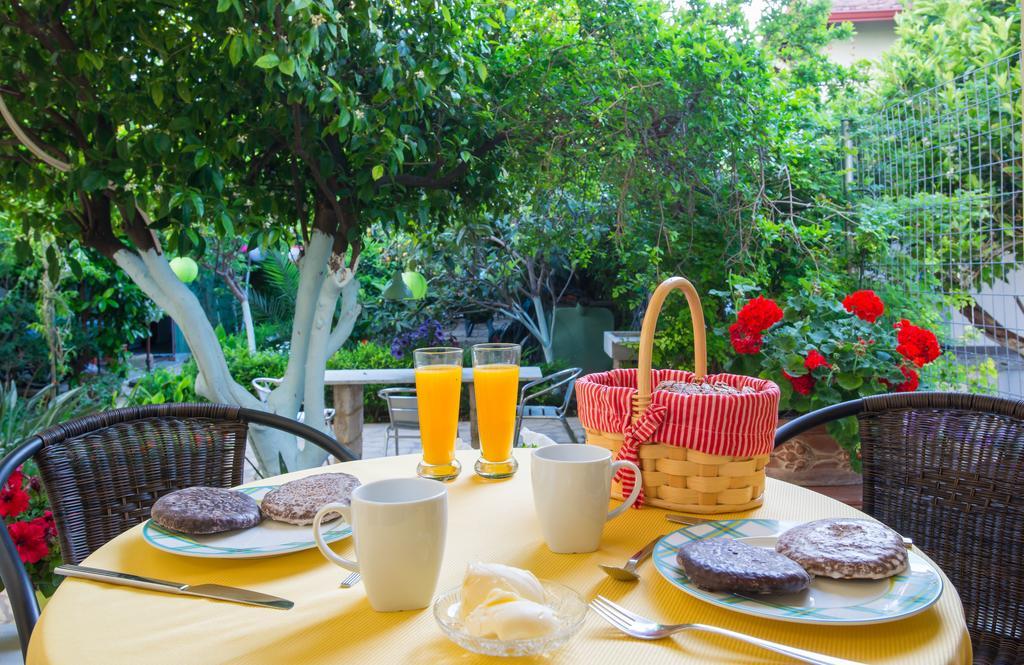 Diamante Beachfront Suites غزيلوكاسترون المظهر الخارجي الصورة