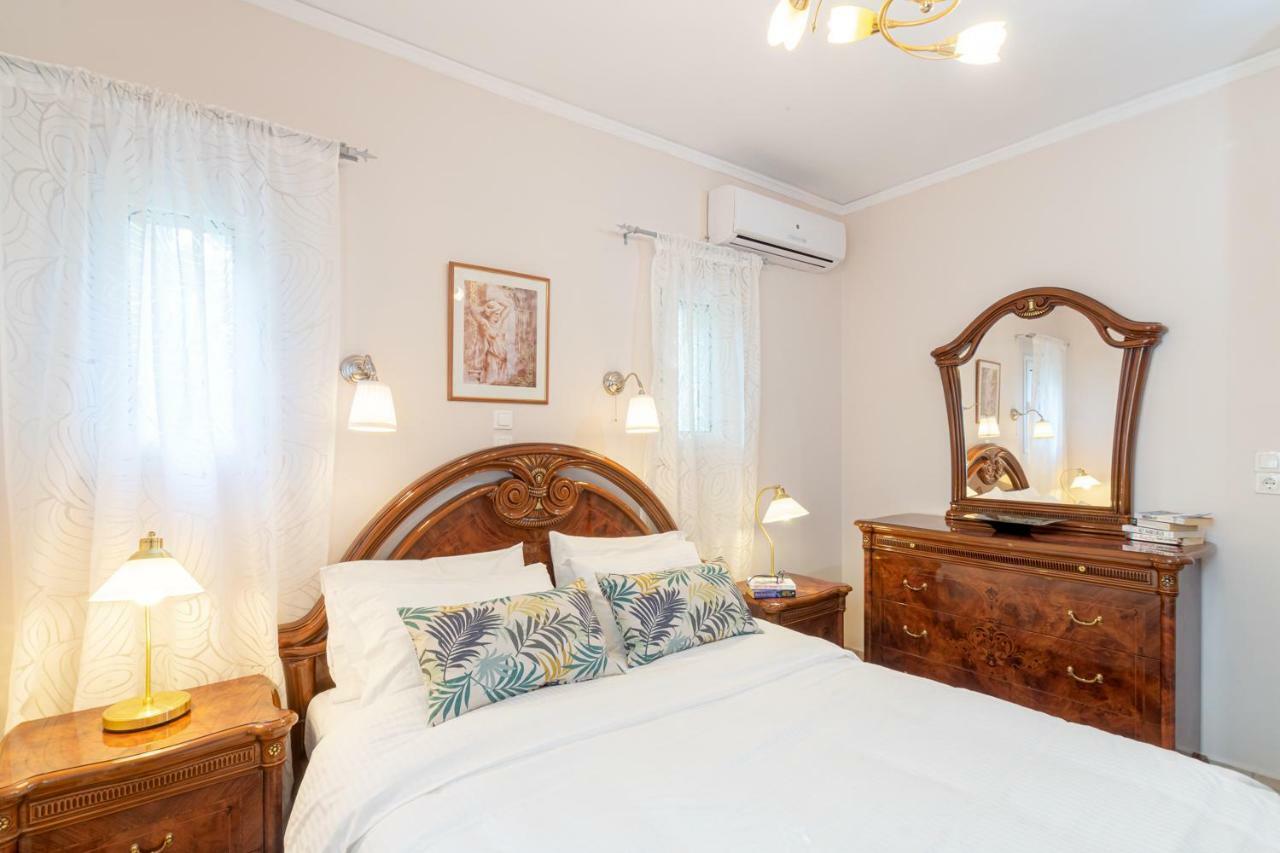 Diamante Beachfront Suites غزيلوكاسترون المظهر الخارجي الصورة