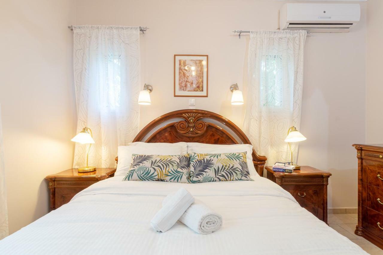 Diamante Beachfront Suites غزيلوكاسترون المظهر الخارجي الصورة