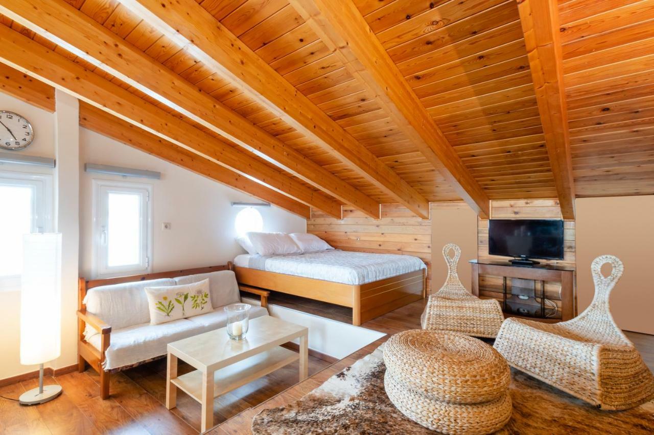 Diamante Beachfront Suites غزيلوكاسترون المظهر الخارجي الصورة